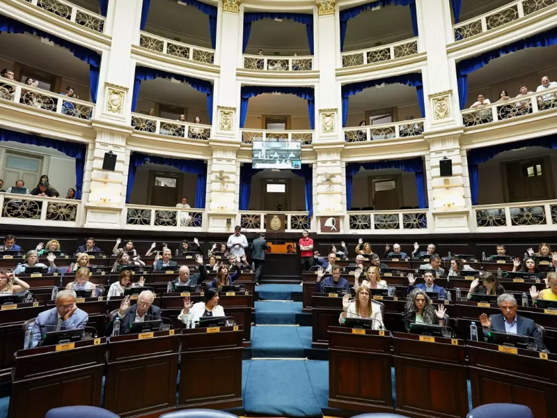 Un petitorio exige que Buenos Aires mantenga los l&iacute;mites a las reelecciones y frene cualquier cambio legislativo