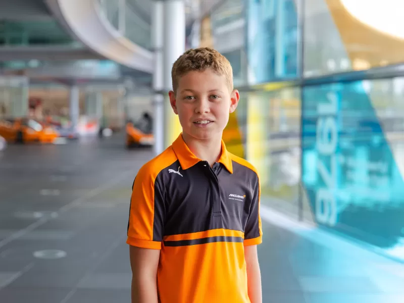 McLaren fich&oacute; a Harry Williams, un piloto de apenas 11 a&ntilde;os