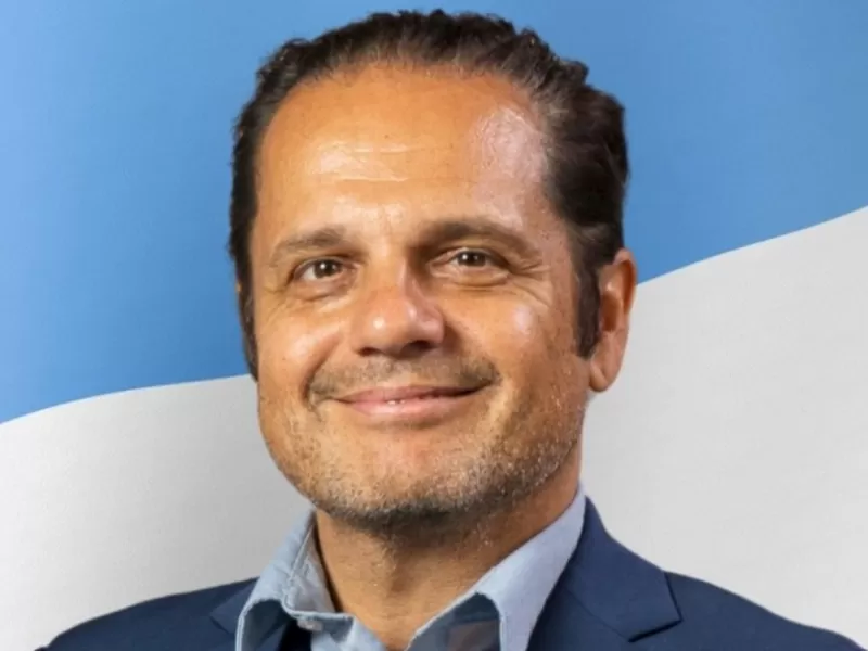 Con cr&iacute;ticas a Milei, Marcelo Peretta arma un espacio propio y promete &ldquo;menos bancos y m&aacute;s empresas&rdquo;