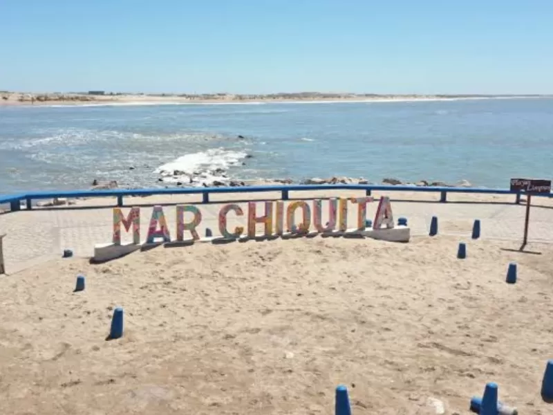 Vecinos reclaman por la luz en Mar Chiquita y las fuerzas opositoras mantienen un llamativo bajo perfil