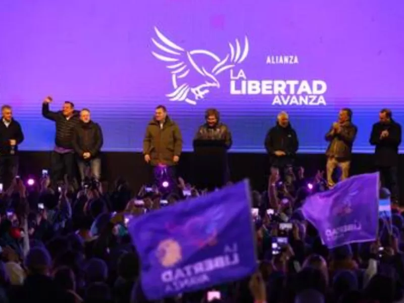 Dirigentes de Milei quedaron bajo presi&oacute;n tras versiones sobre acuerdos ocultos con sectores cercanos a Sergio Massa