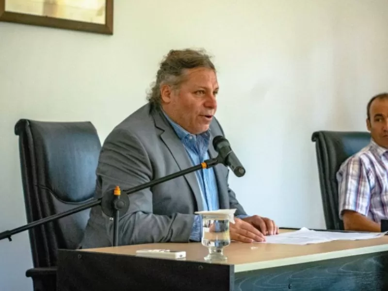 La gesti&oacute;n de General Lavalle qued&oacute; comprometida por ayudas sociales que habr&iacute;an pagado trabajo precario