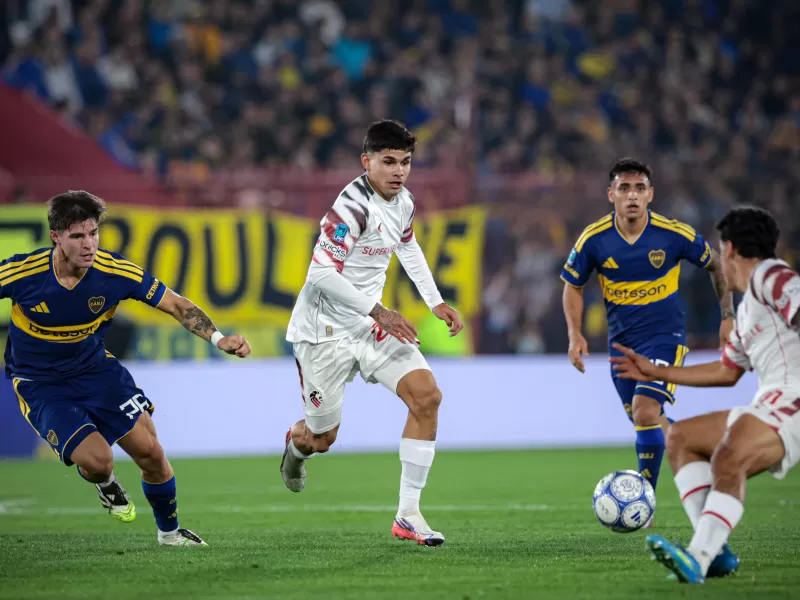 VIDEO | Boca derrot&oacute; a Estudiantes con un gol de Ascac&iacute;bar y consigui&oacute; su primer triunfo en el campeonato