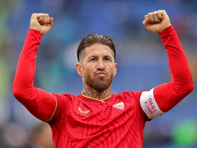 Sergio Ramos podría llegar a Boca, aseguran en España