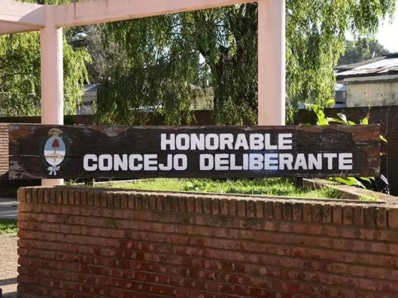 Crece la presi&oacute;n sobre el Gobierno porque la oposici&oacute;n de Villa Gesell pidi&oacute; toda la documentaci&oacute;n del proyecto en avenida Buenos Aires