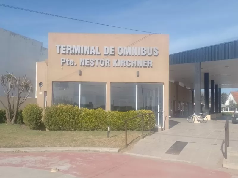 Roque P&eacute;rez define si elimina el nombre de N&eacute;stor Kirchner y rebautiza el edificio como &ldquo;H&eacute;roes de Malvinas&rdquo;