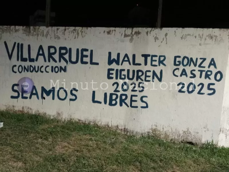 Dirigentes santafesinos salieron con pintadas para posicionarse para el 2025 y detrás de la figura de Villarruel