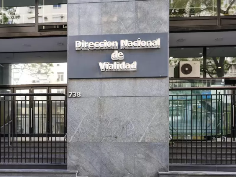 Rutas deterioradas, obras sin fecha y peajes bajo cuestionamiento: Vialidad vuelve a quedar en la mira