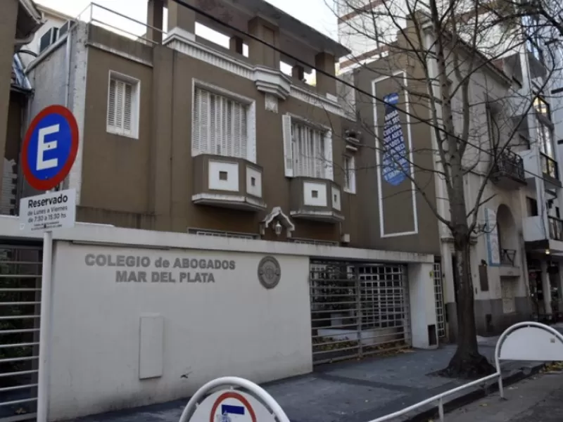 Un reclamo judicial pone bajo an&aacute;lisis en Mar del Plata la permanencia de Gab&aacute;s en dos funciones clave