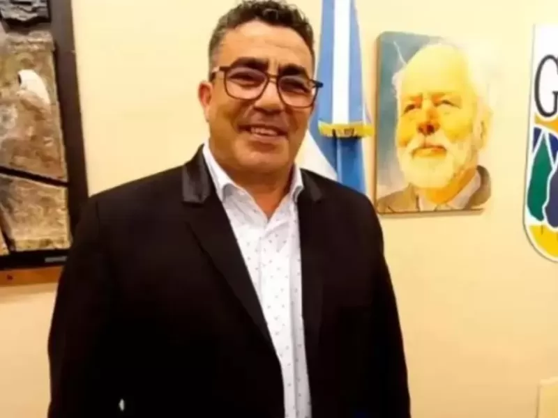 Vivas pidi&oacute; saber d&oacute;nde terminaron 4000 metros c&uacute;bicos de arena retirados de una obra en Villa Gesell