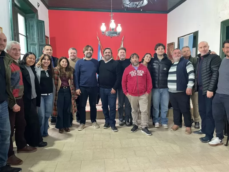 La UCR Dolores expres&oacute; que la oposici&oacute;n es el justicialismo y que no existen los libertarios