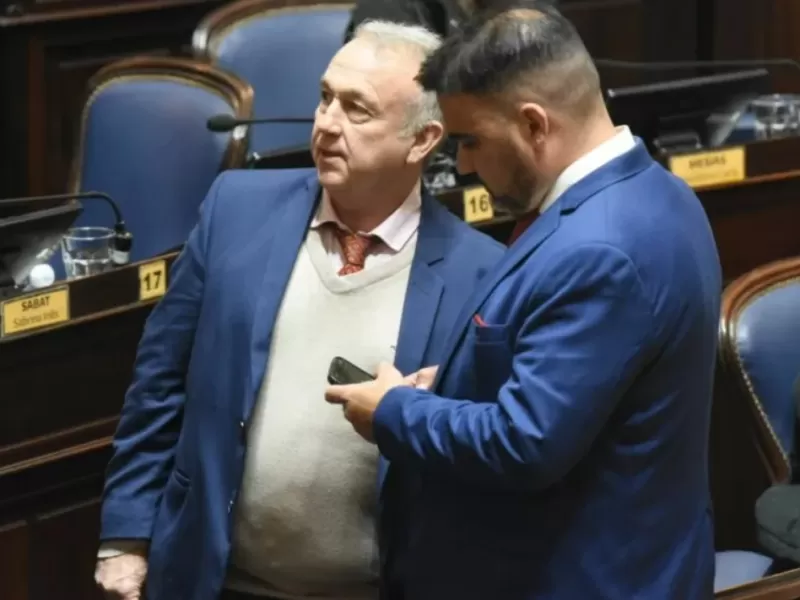 Fabián Luayza y Gustavo Cuervo rompen bloque en la Legislatura bonaerense y sellan alianza con sectores afines al kirchnerismo