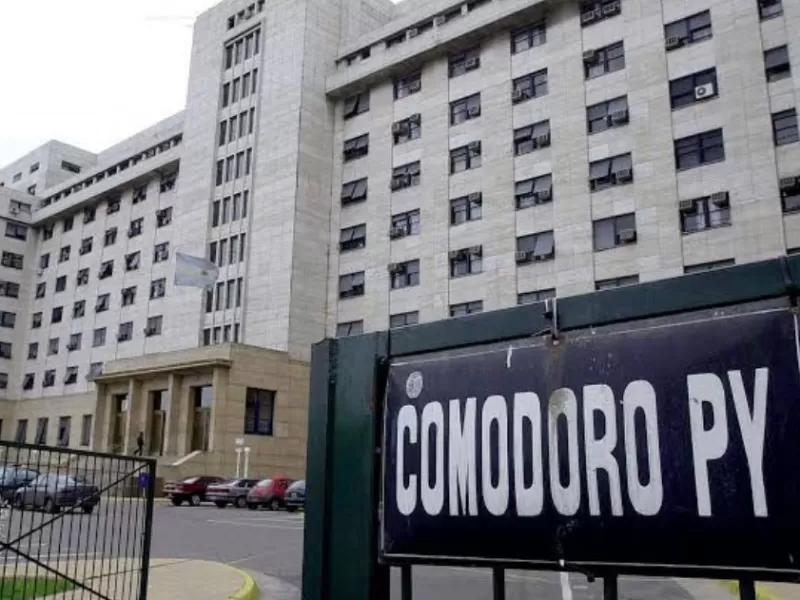 El Federal 11 neg&oacute; registros en Lex100, pero exhiben documentaci&oacute;n judicial de una causa paralela a Cuadernos