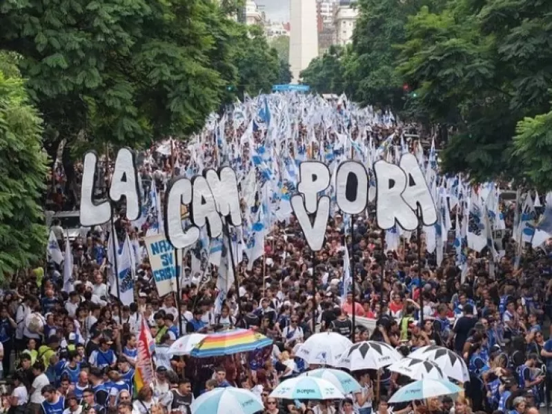 La disputa en Mercedes dej&oacute; a Gustavo Castellani enfrentado con Ustarroz y dividi&oacute; al peronismo