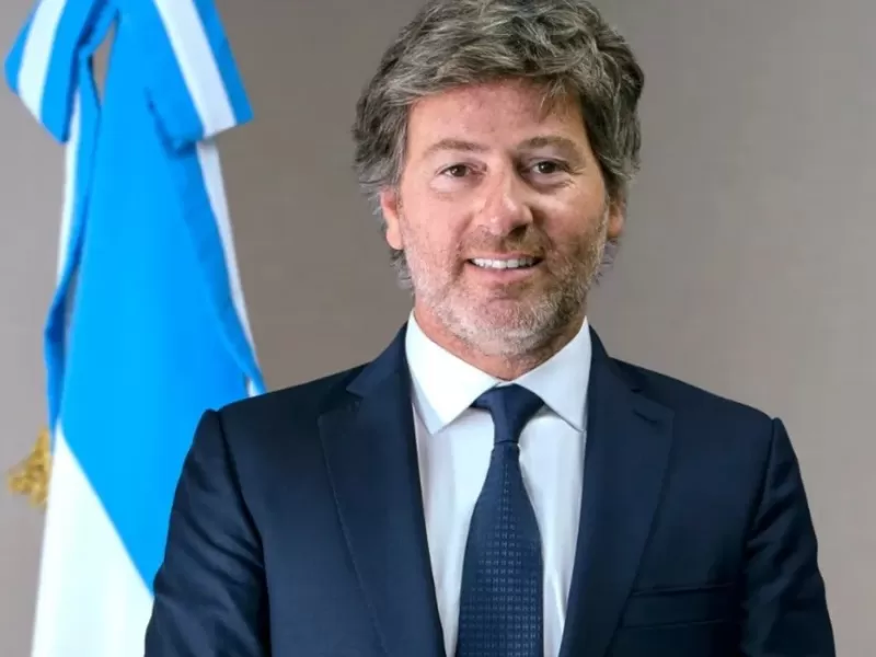 El plan de Juan Mahiques eleva el umbral del lavado y pone en riesgo investigaciones millonarias