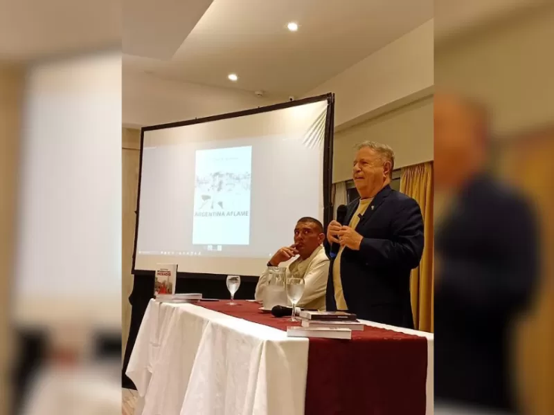 Duhalde en Mar del Plata: “Es una vergüenza lo que está pasando en Argentina”