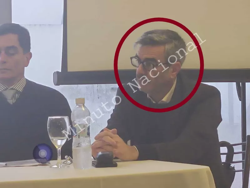 Escándalo libertario en La Plata: Viviana Aguirre se enfrentó con Juan Esteban Osaba y Matías De Urraza en un acto de LLA