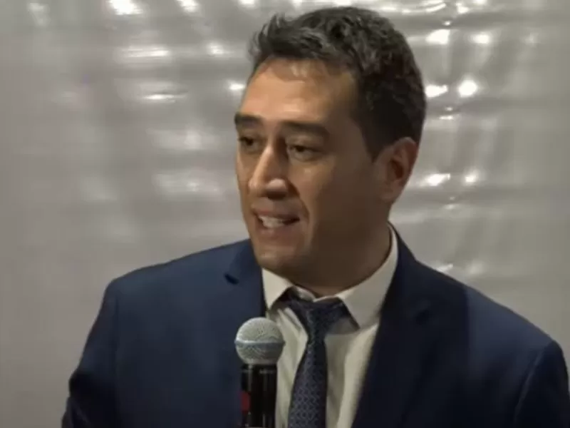 La gesti&oacute;n de Marcos Castro en el ojo de la tormenta por un contrato de 30 millones en R&iacute;o Negro