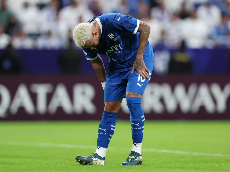 Neymar vuelve a sufrir molestias físicas en la victoria de Al Hilal por la Champions de Asia