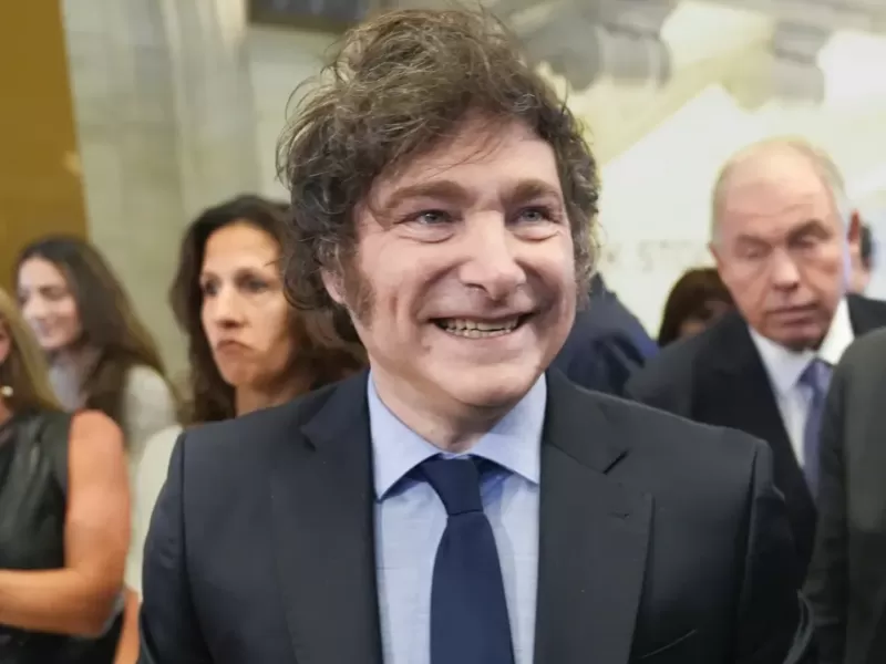 Milei vetó el aumento a jubilaciones y la ley de emergencia en discapacidad para sostener el déficit cero