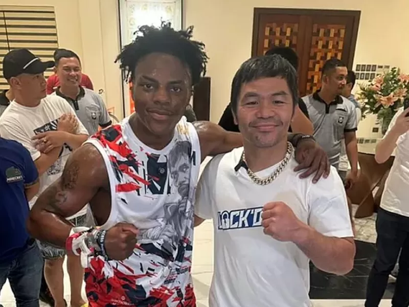 VIDEO | Manny Pacquiao derrib&oacute; a IShowSpeed en plena transmisi&oacute;n en vivo en Filipinas