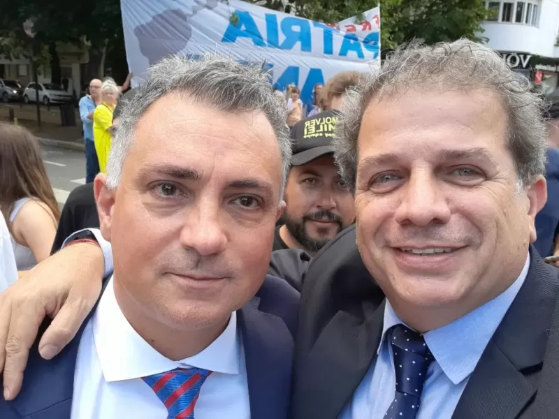 Casta en casa: el libertario que critica privilegios pero acumula cargos en Tigre