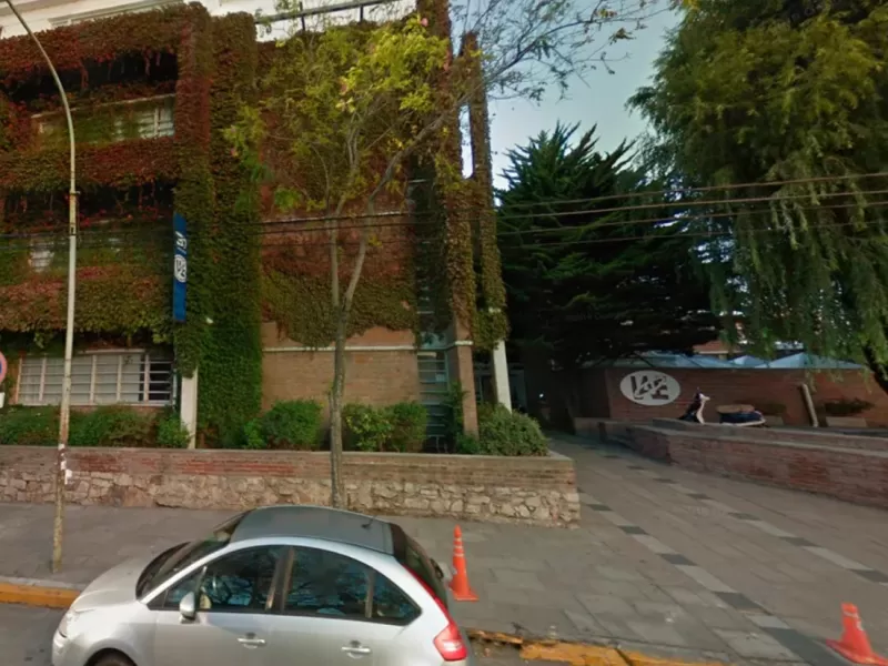 El Colegio Einstein encendi&oacute; una advertencia en Mar del Plata por el crecimiento de expresiones violentas entre j&oacute;venes