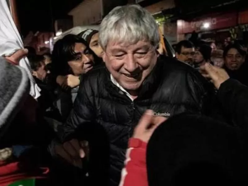R&iacute;o Negro: Cort&eacute;s lanz&oacute; su lista en Bariloche junto a Weretilneck y present&oacute; sus propuestas para la Carta Org&aacute;nica
