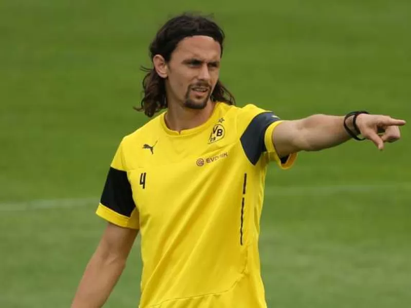 Neven Subotic qued&oacute; al borde de la quiebra tras donar millones para obras humanitarias en &Aacute;frica