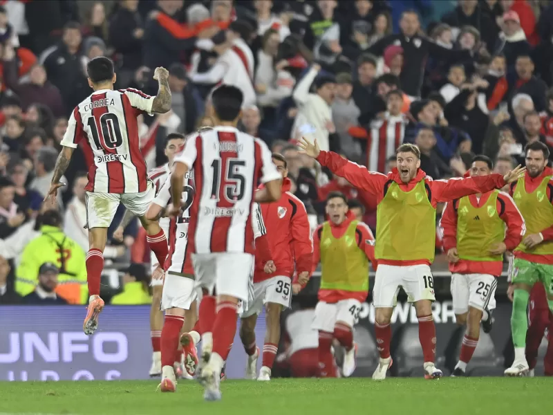 VIDEO | River venci&oacute; 2-0 a Argentinos y consigui&oacute; su primera victoria en el Clausura