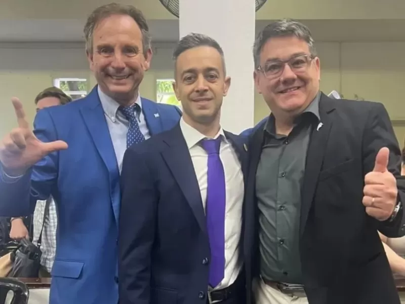 En Merlo los libertarios terminaron respaldando al oficialismo y permitieron que Karina Men&eacute;ndez presida el HCD