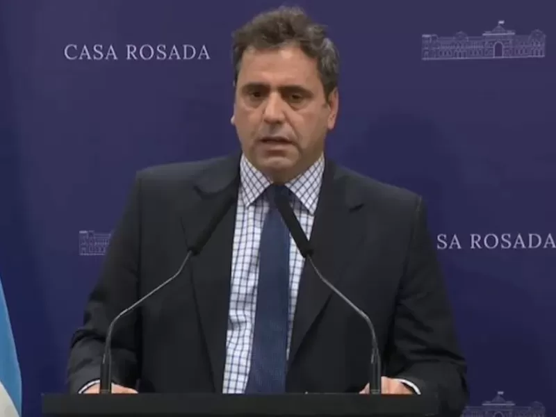 Lisandro Catalán asumió en Interior y promete “diálogo directo” con los gobernadores