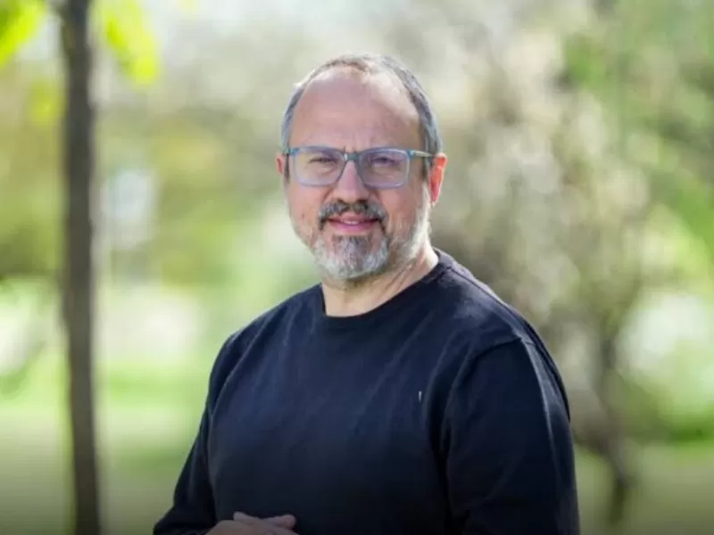 Diego Valenzuela no se baja de 2027 pese a que LLA termin&oacute; casi 11 puntos atr&aacute;s en la Primera Secci&oacute;n