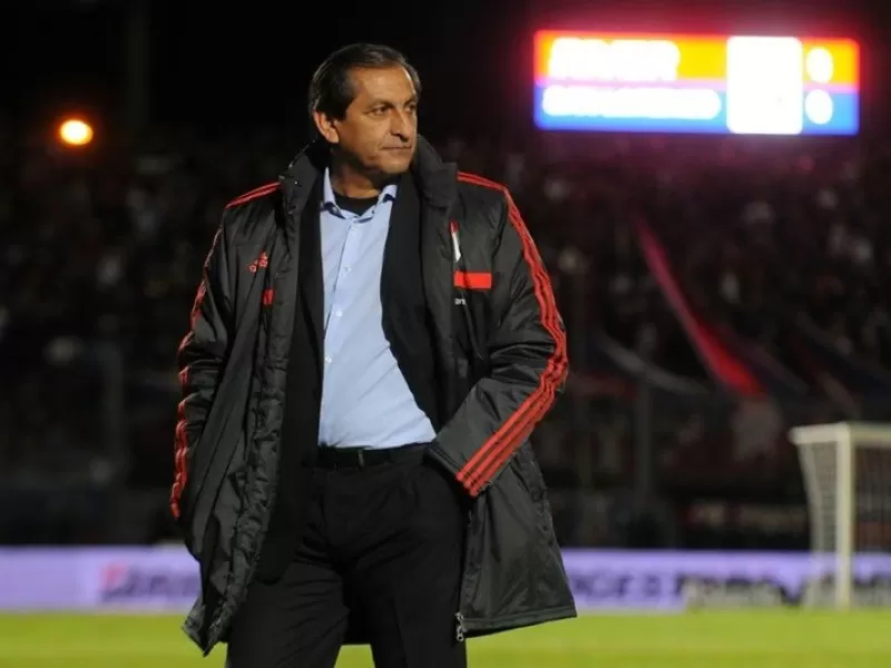 Ram&oacute;n D&iacute;az se perfila como el principal candidato para dirigir River en 2027