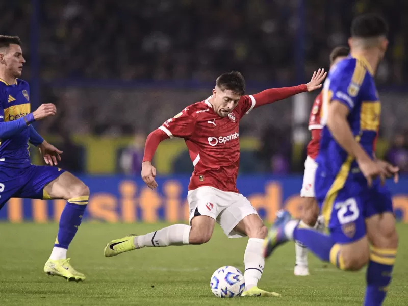 Independiente vence 1-0 a Boca y avanza a semifinales, dejando al Xeneize en crisis