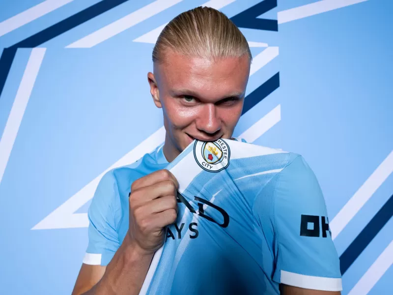 Erling Haaland cambia su dorsal en Noruega