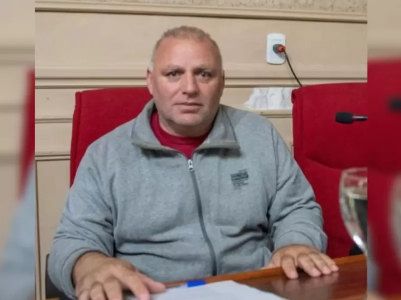 Una deuda de cinco alquileres y una audiencia ca&iacute;da complican a Panno dentro de la estructura pol&iacute;tica de Campana