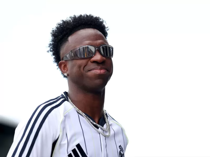 Al-Ahli tienta a Vinicius con 350 millones de euros y un contrato histórico