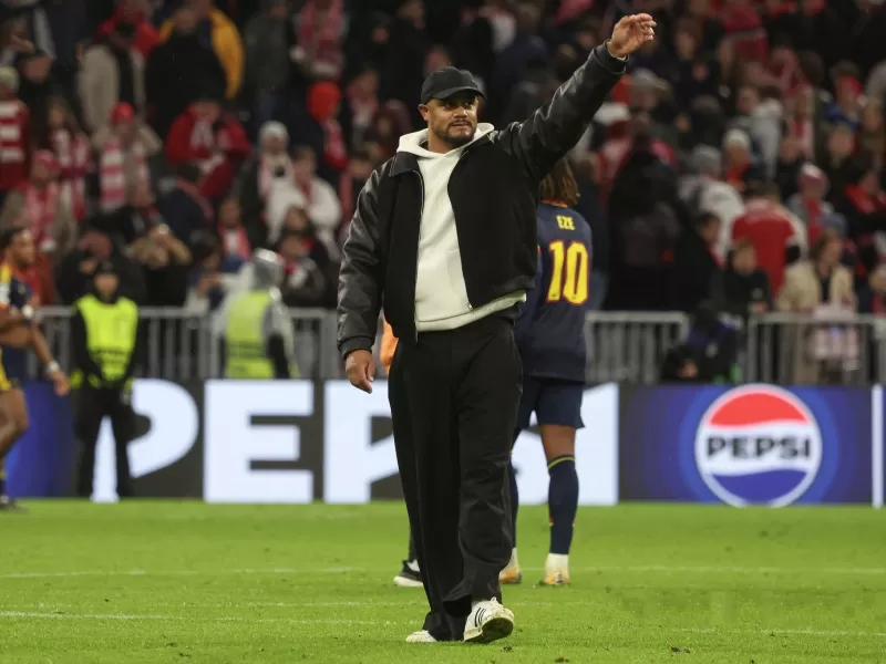 Conmoci&oacute;n en Bayern M&uacute;nich: Vincent Kompany se desplom&oacute; durante un entrenamiento y fue hospitalizado