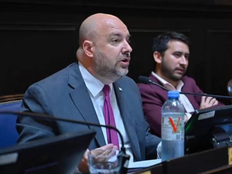Julio Ruggiero gana protagonismo en Mar Chiquita con el respaldo de Carrancio y el radicalismo perder&iacute;a lugar