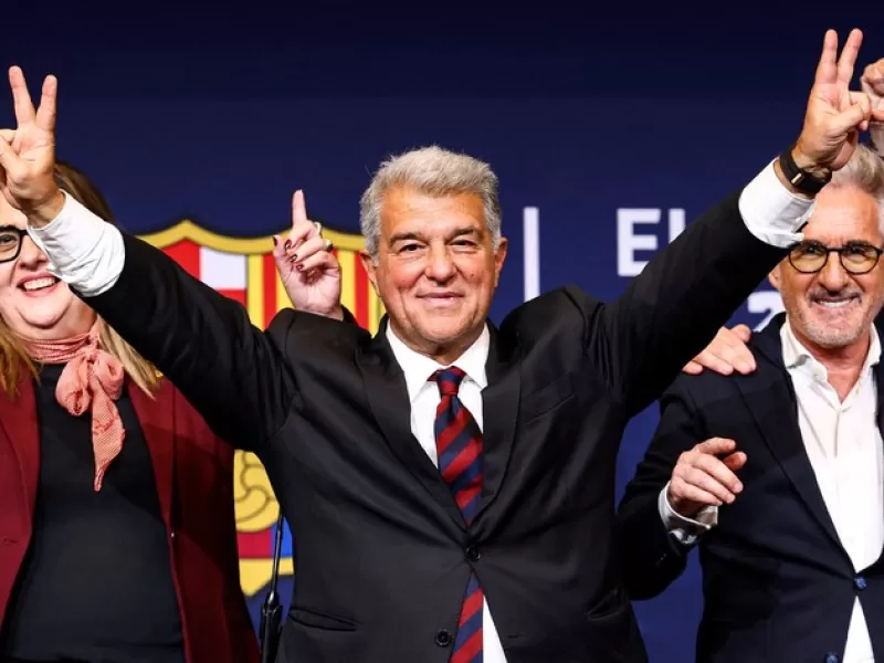 Joan Laporta fue reelegido en FC Barcelona y le dej&oacute; abierta la puerta a Lionel Messi