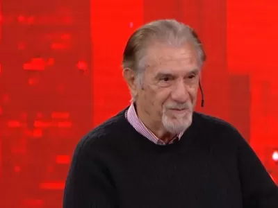 VIDEO | El hist&oacute;rico radical Storani sentenci&oacute; que "el Presidente canta en los teatros" y "persigue a los inmigrantes y nuestros pibes"