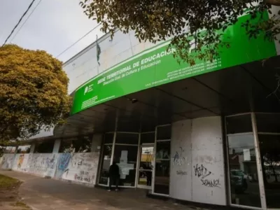 Esc&aacute;ndalo en General Pueyrredon por presunta venta de cursos truchos a internos para beneficios judiciales