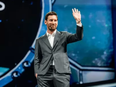 Lionel Messi compr&oacute; un club espa&ntilde;ol y ampl&iacute;a su imperio en el f&uacute;tbol