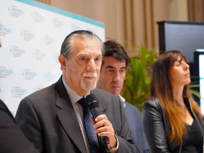 Emotivo reconocimiento en la Legislatura bonaerense a la familia de Sergio Karakachoff
